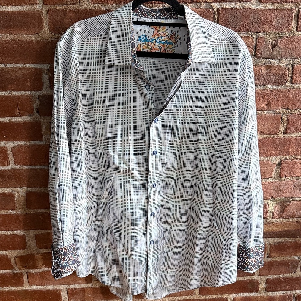 Robert Graham White and Blue Patterned Shirt